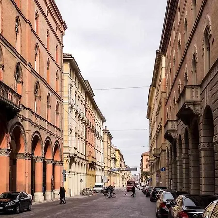 Cavalieri's Grand Affittacamere Bologna